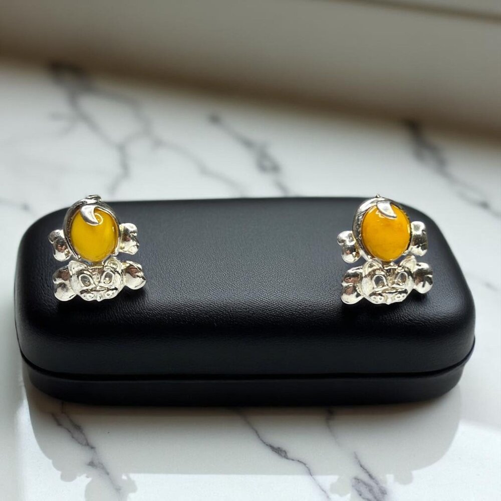 Amber & Sterling Silver Cat Shaped Stud Earrings With Butterfly Back Closure